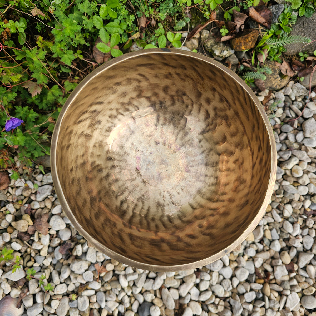 Full moon singing bowl ø 21.5 cm in Bb 432 Hz