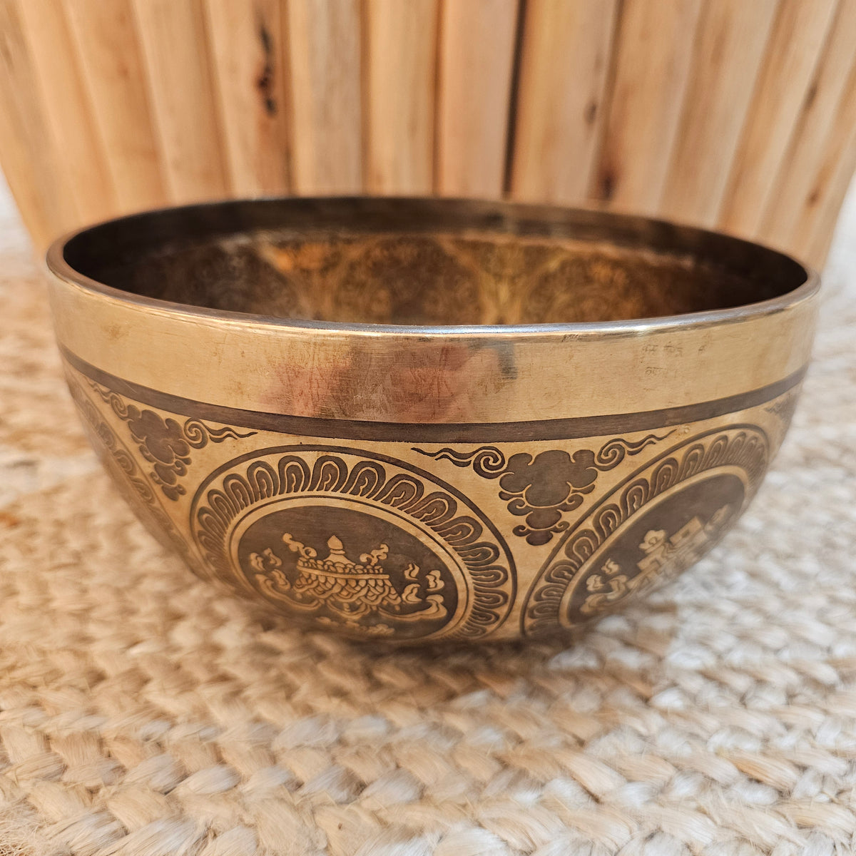 Sri Yantra singing bowl - ø 20 cm