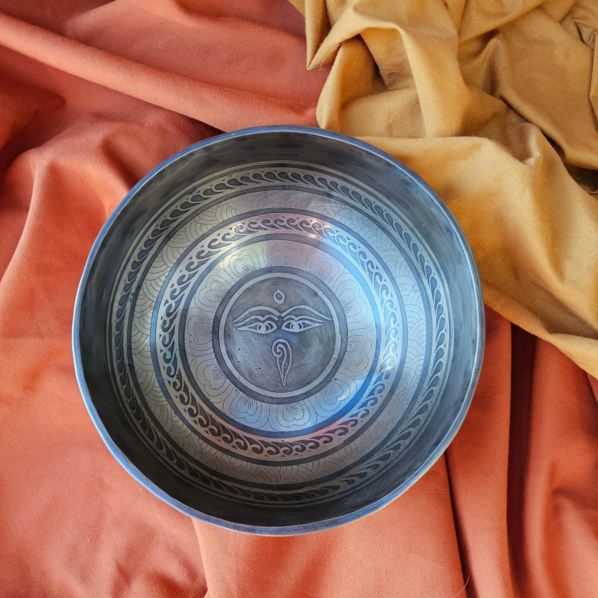 Singing bowl - Buddha&#39;s eyes ø 15 cm